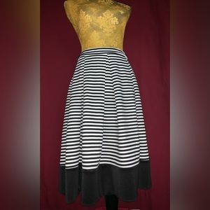 Striped skirt